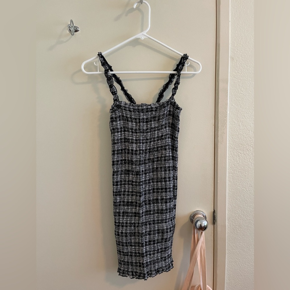 Volcom Women’s Black & White Smock Fitted Dress. Sz XS